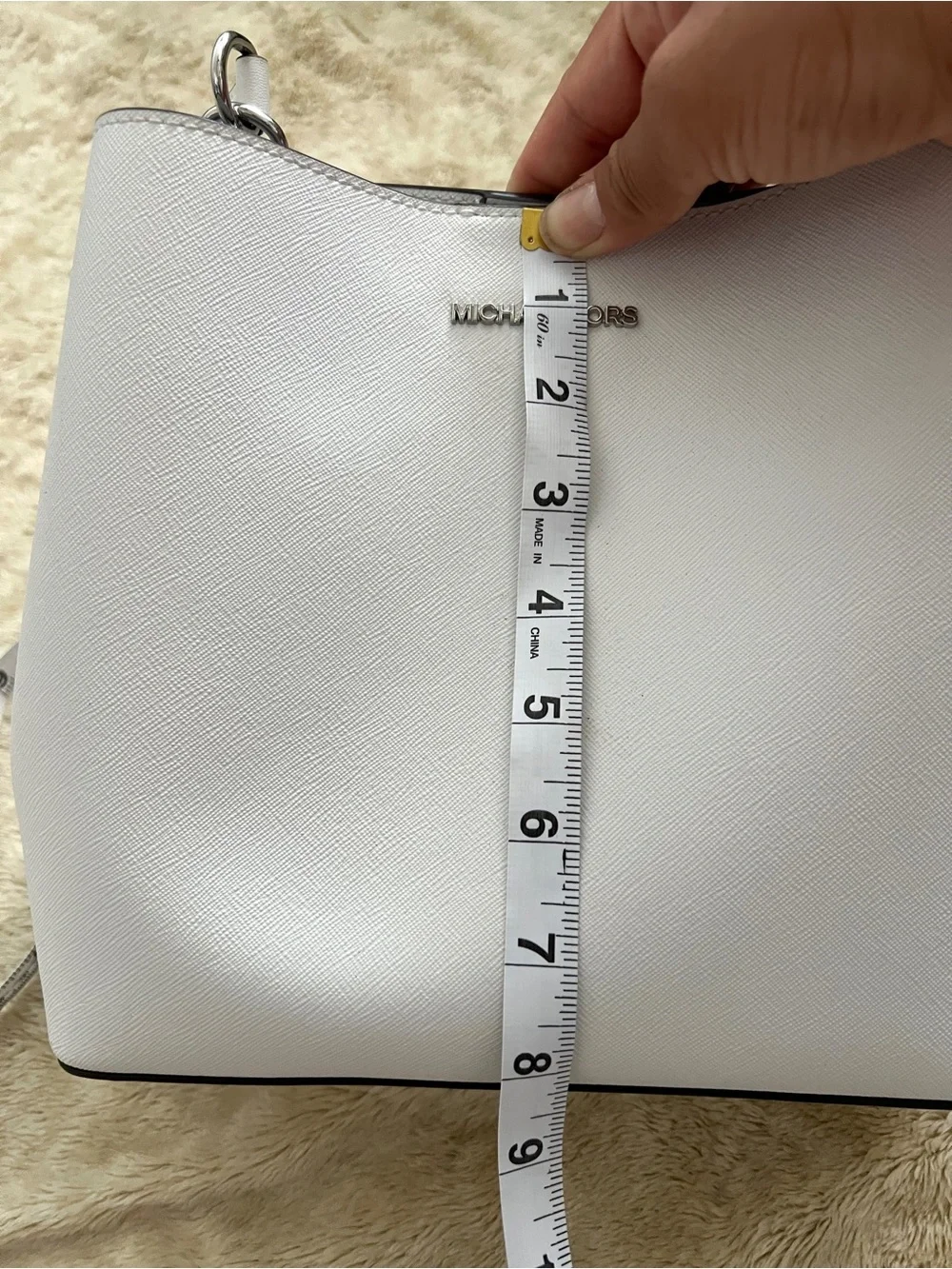 MICHAEL KORS White Medium Size Satchel Purse